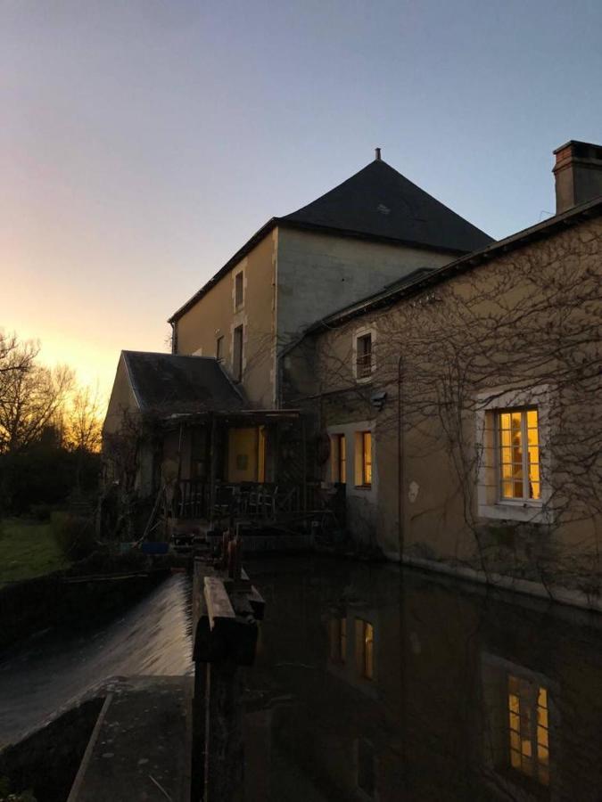 La Roulotte Du Moulin De Palet Villa Baugé Eksteriør billede
