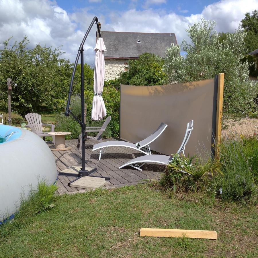 La Roulotte Du Moulin De Palet Villa Baugé Eksteriør billede